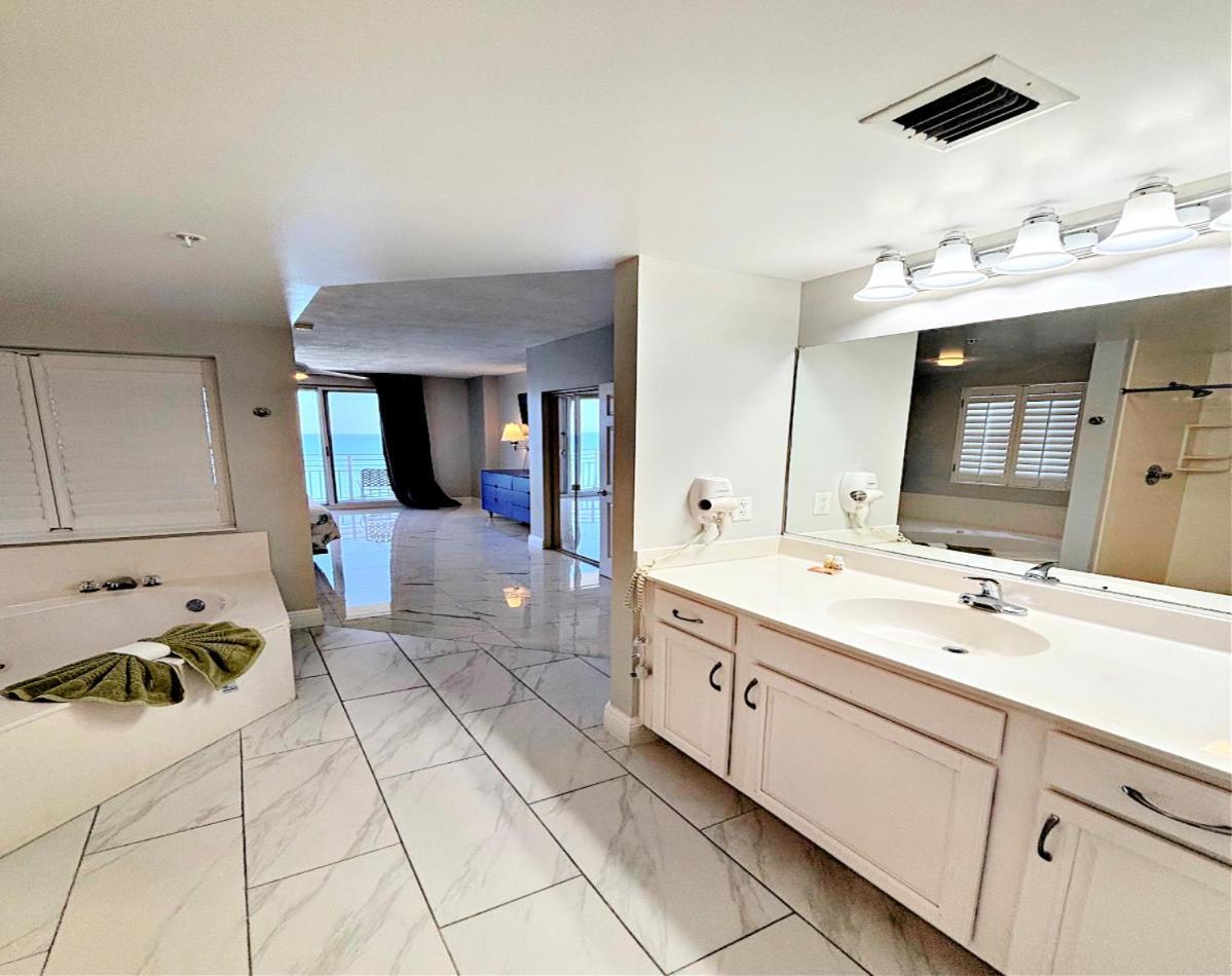 14Th Floor 2 Bedroom Resort Condo Direct Oceanfront Wyndham Ocean Walk Resort Daytona Beach 1401 Экстерьер фото