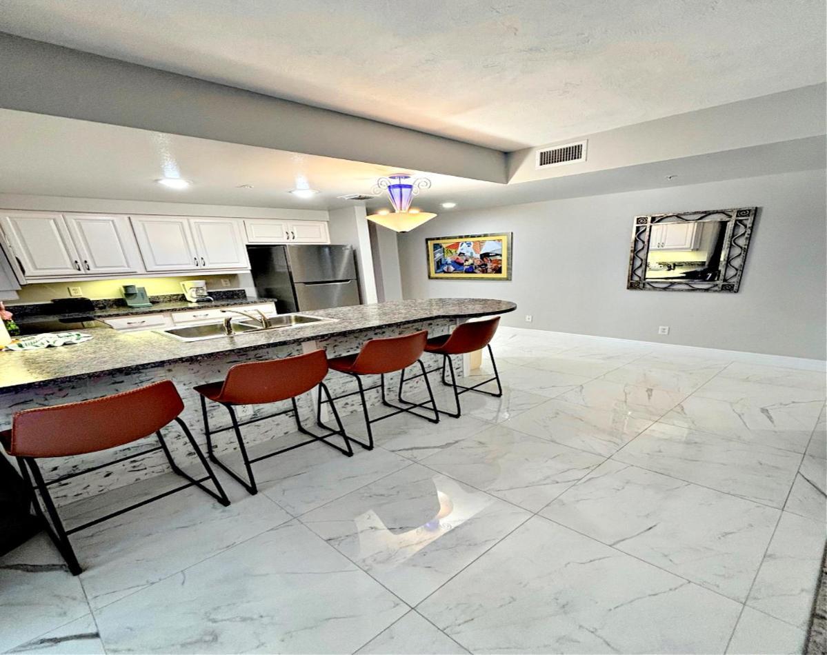 14Th Floor 2 Bedroom Resort Condo Direct Oceanfront Wyndham Ocean Walk Resort Daytona Beach 1401 Экстерьер фото